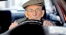 Seniors au volant : faut-il imposer une visite médicale ?