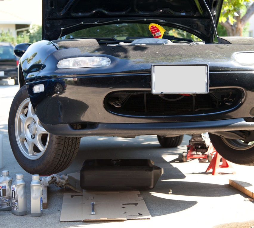 Réparer sa voiture tout seul avec un tuto